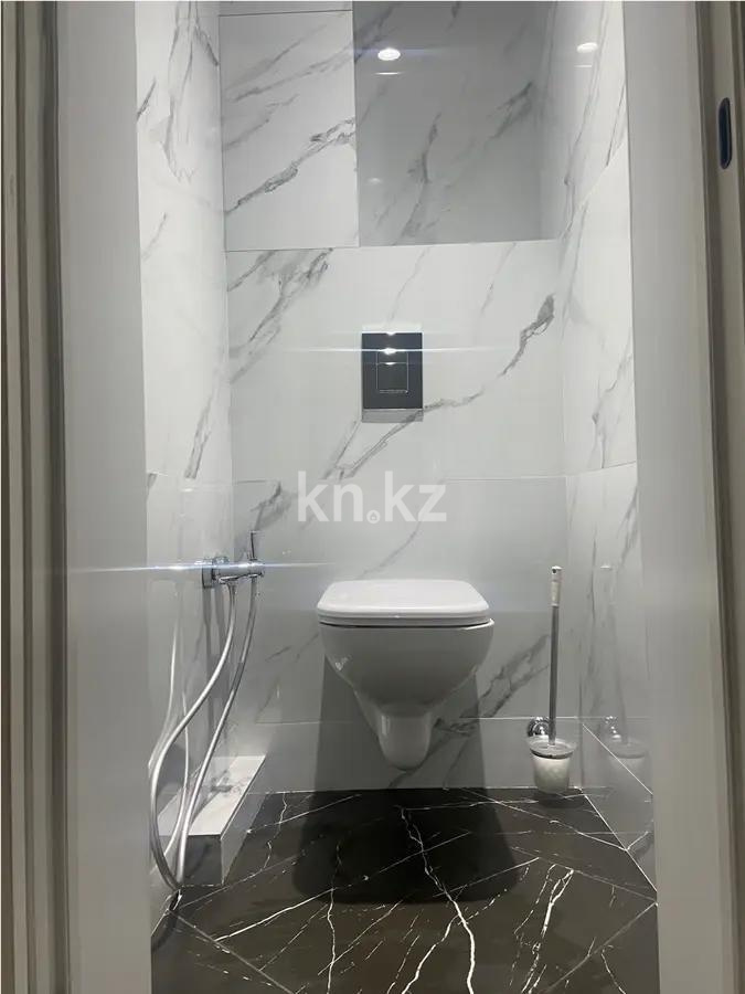 Продажа 3-комнатной квартиры, 61.7 м², пр. Достык, дом  53 в Алматы - фото 3