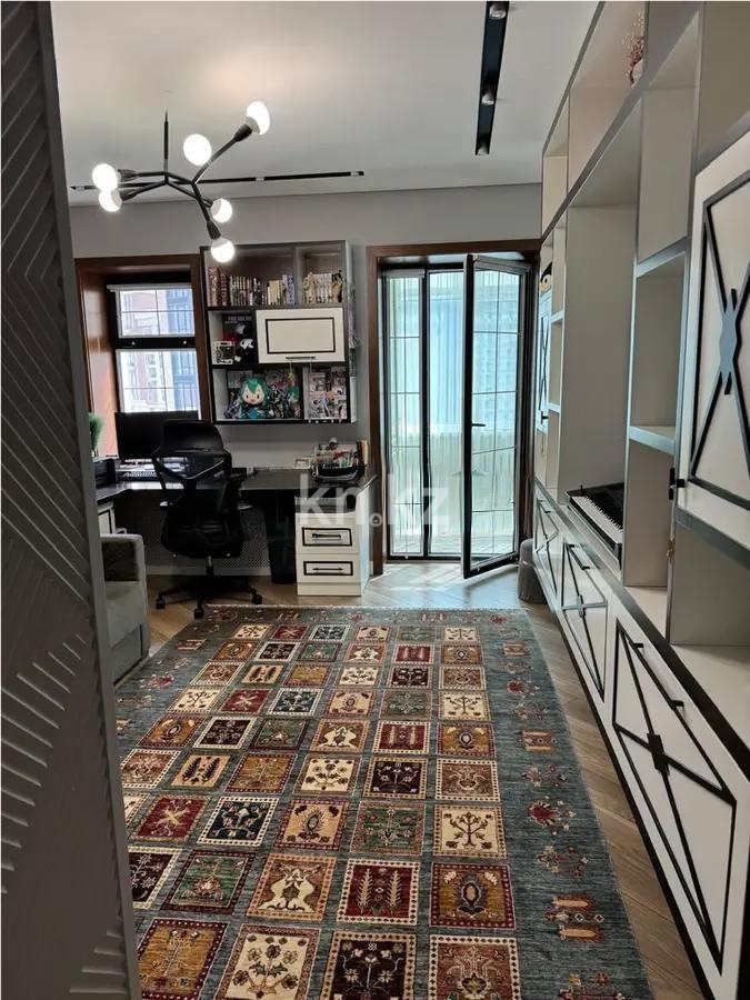 Продажа 4-комнатной квартиры, 150 м², пр. Туран, дом  14/1 в Астане - фото 4