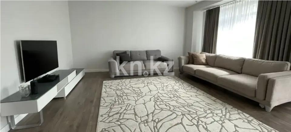 Продажа 4-комнатной квартиры, 130 м² в Астане
