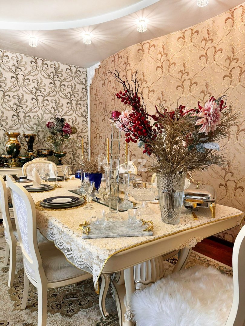 Продажа 4-комнатного дома, 295 м² в Алматы - фото 5