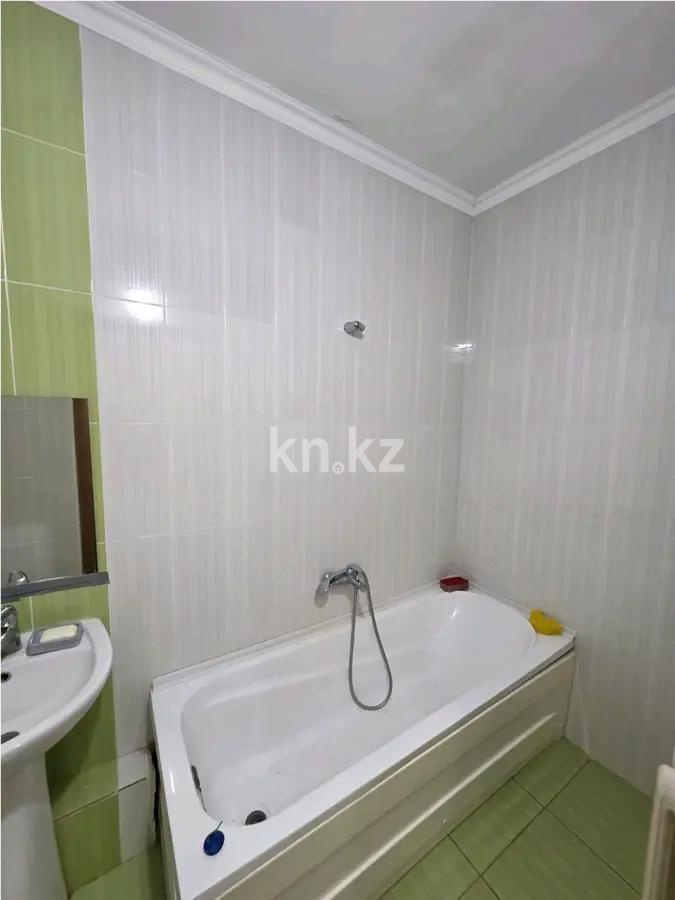 Продажа 2-комнатной квартиры, 60 м², ул. Сауран, дом  3/1 в Астане - фото 4