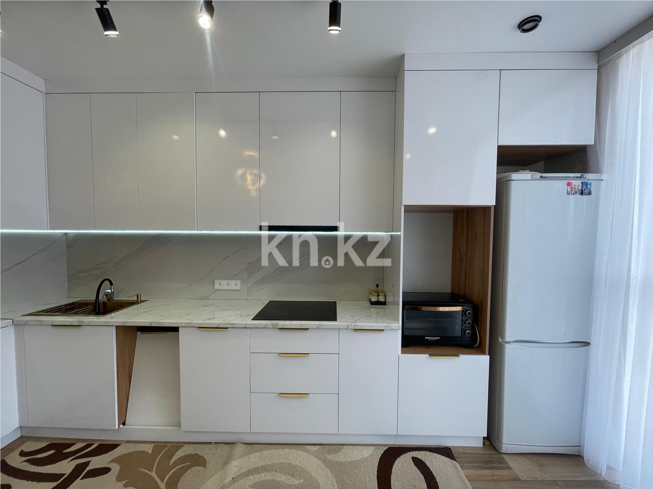 Продажа 2-комнатной квартиры, 63 м², ул. Муканова в Караганде - фото 12