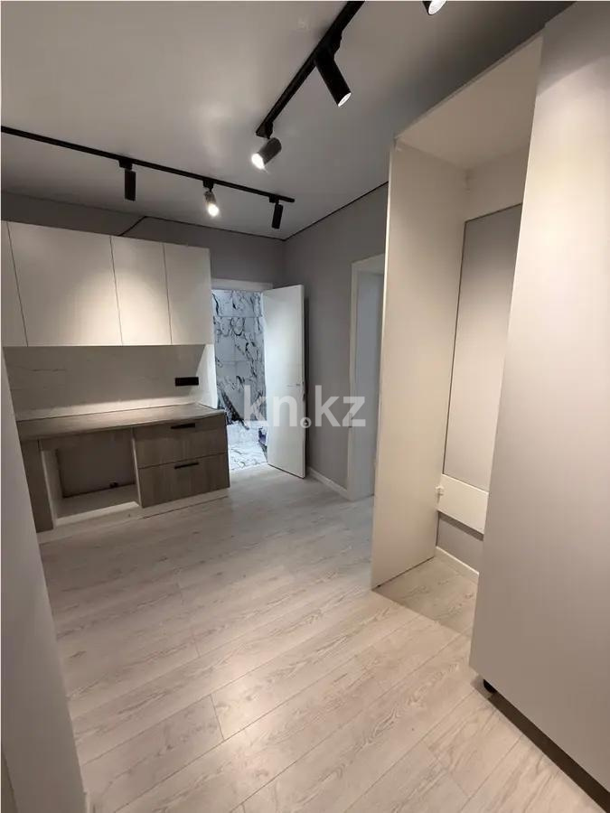 Продажа 1-комнатной квартиры, 35 м², ул. Аэропортная, дом  58 в Алматы - фото 2