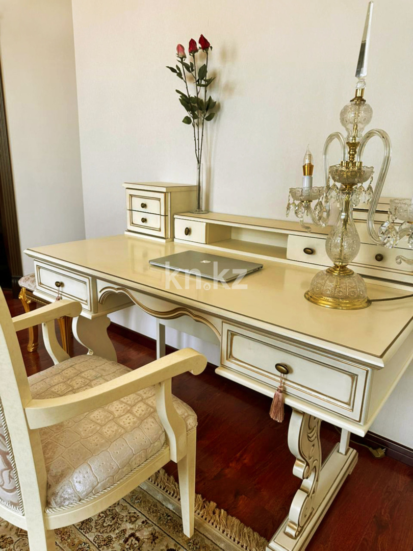 Продажа 4-комнатного дома, 295 м² в Алматы - фото 31