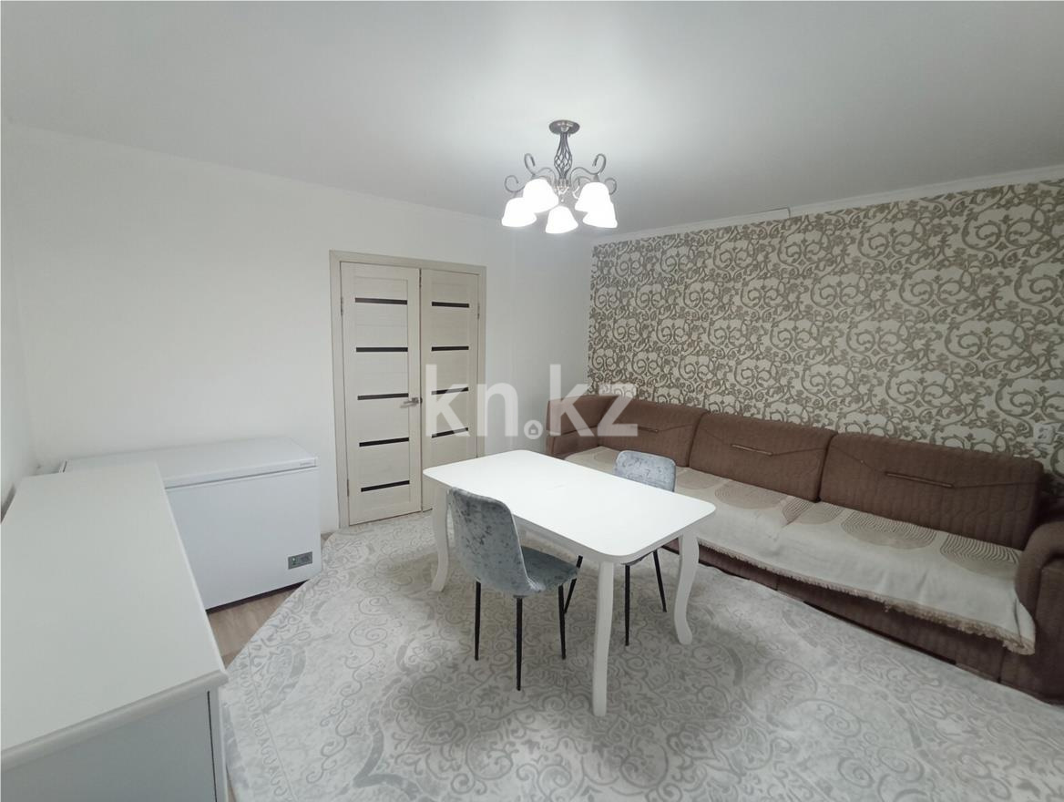 Продажа 4-комнатной квартиры, 77 м² в Караганде