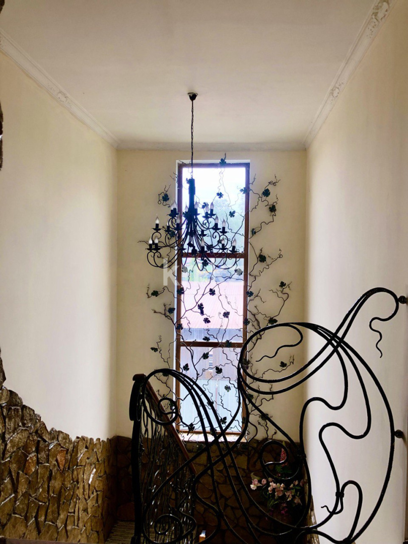 Продажа 5-комнатного дома, 230 м², ул. Халиуллина в Алматы - фото 16