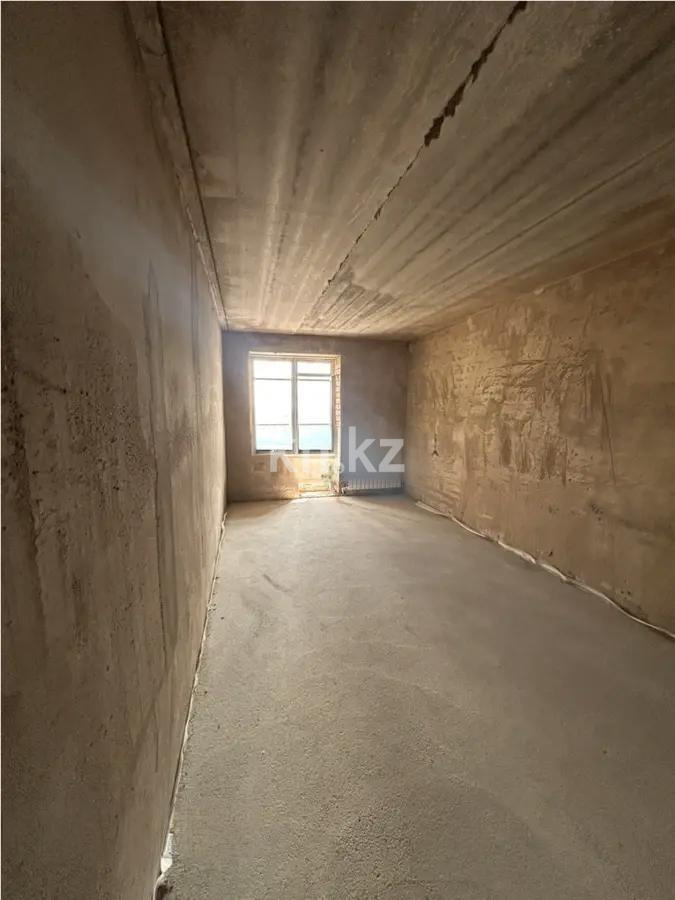 Продажа 2-комнатной квартиры, 72 м², ул. Айтматова, дом  33 стр в Астане