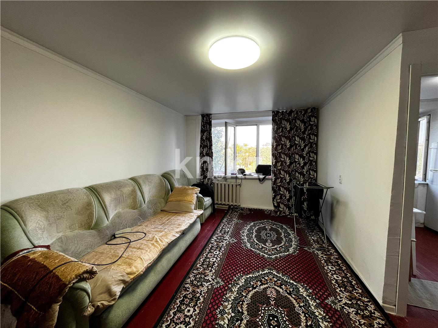 Продажа 1-комнатной квартиры, 30 м², 16 мкр., дом  2а в Караганде