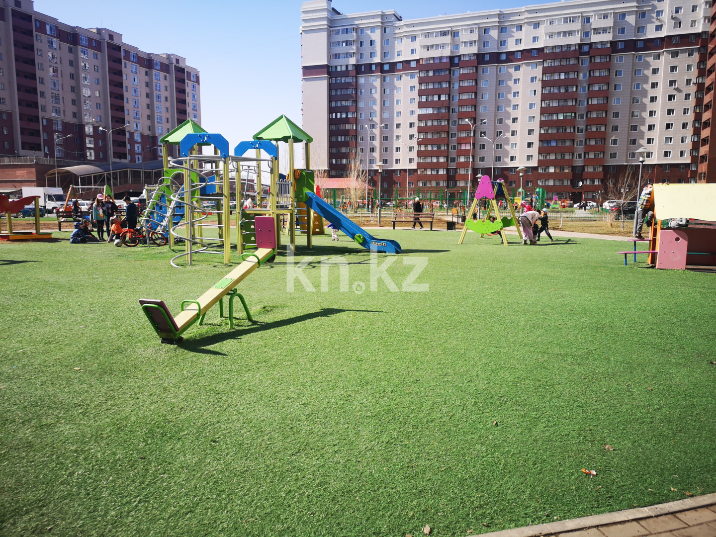 Продажа 2-комнатной квартиры, 62 м², ул. Кордай, дом  77 - пр. Кошкарбаева в Астане