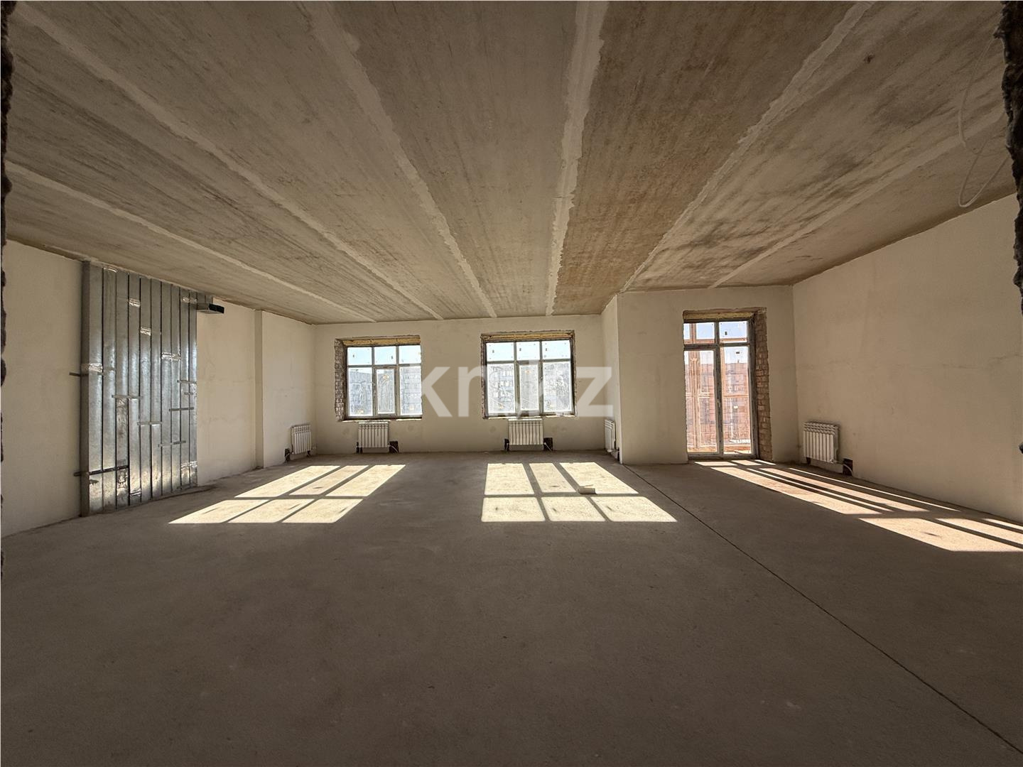 Продажа 3-комнатной квартиры, 79 м² в Караганде