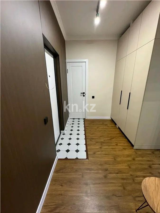 Продажа 1-комнатной квартиры, 38 м², пр. Аль-Фараби, дом  127 в Алматы - фото 3