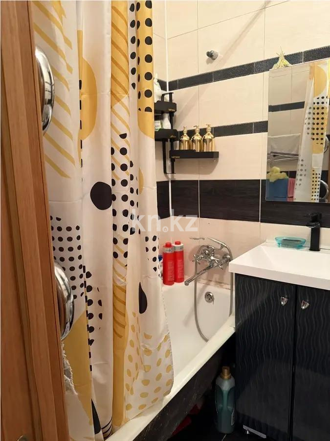 Продажа 3-комнатной квартиры, 75 м², мкр-н Аксай-3, дом  13 в Алматы - фото 6