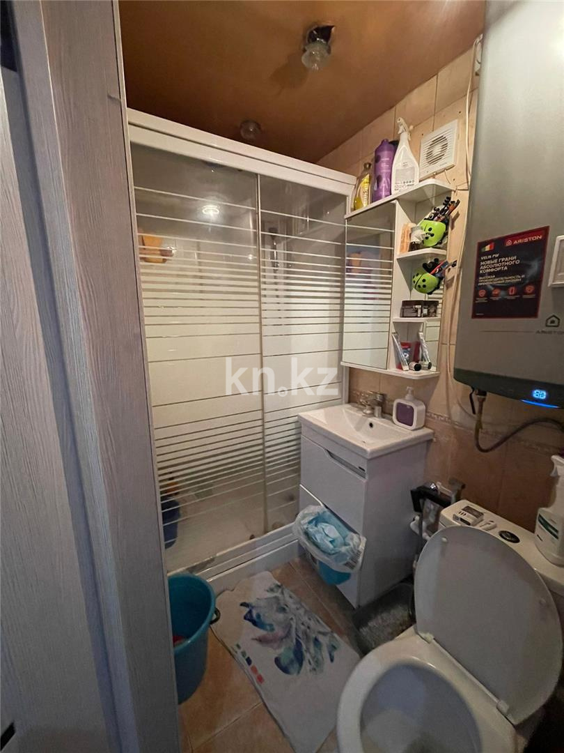 Продажа 3-комнатной квартиры, 61 м², ул. Крылова, дом  4 в Караганде - фото 9