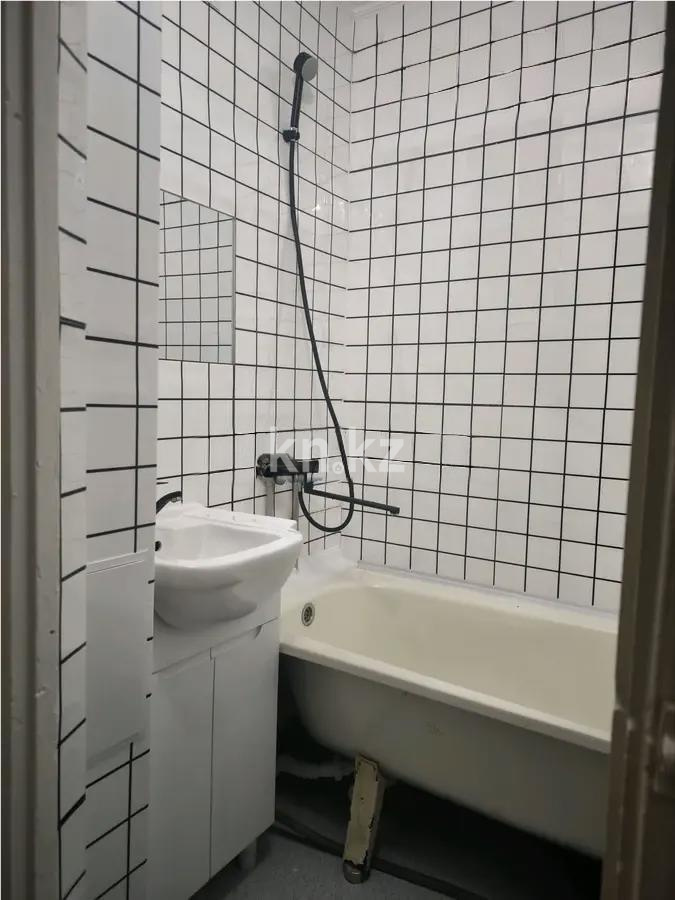 Продажа 4-комнатной квартиры, 84.1 м², мкр. Аксай-2, дом  13А в Алматы - фото 3