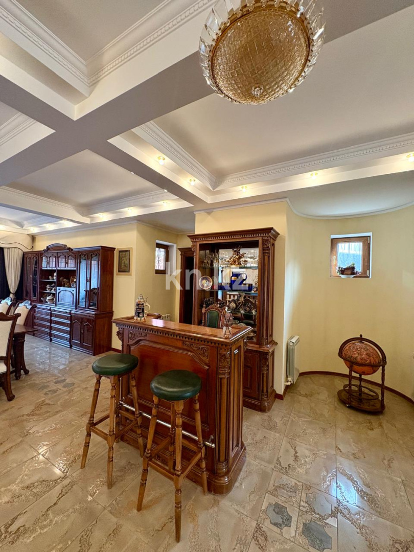 Продажа 5-комнатного дома, 600 м², ул. Кошек батыра в Алматы - фото 9