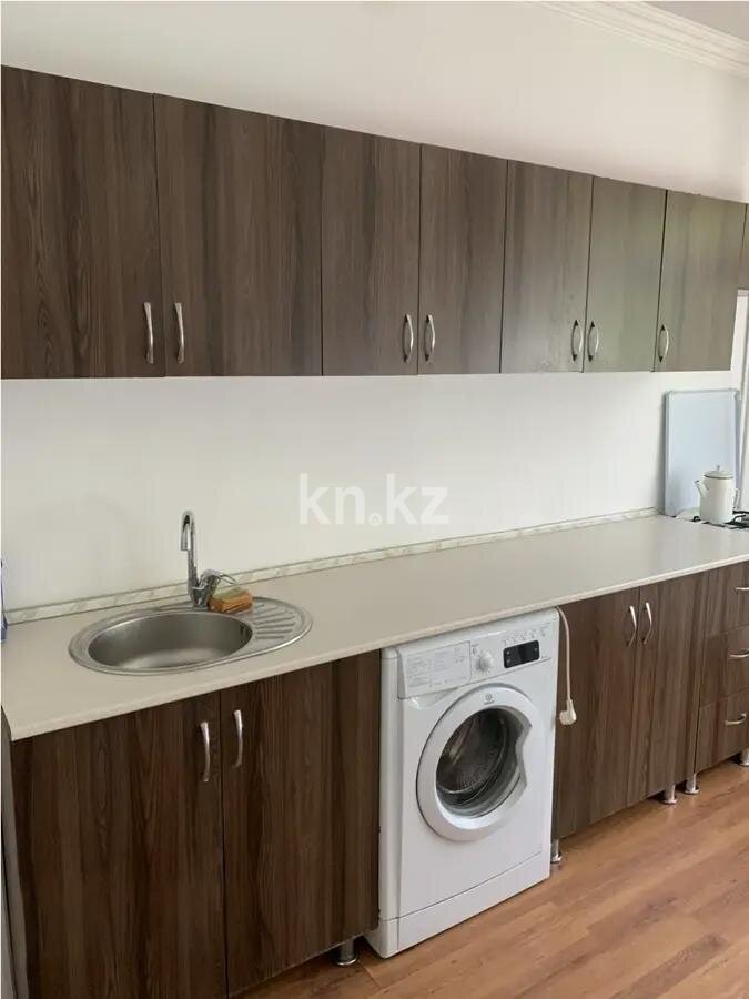 Продажа 1-комнатной квартиры, 40.3 м² в Алматы - фото 2
