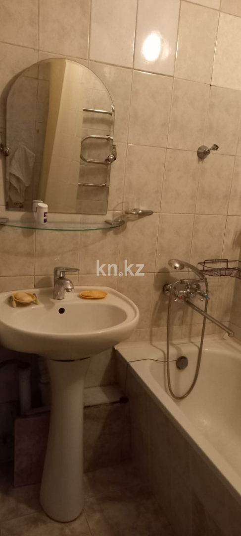 Аренда 2-комнатной квартиры, 55 м², ул. Кабанбай батыра в Алматы - фото 11