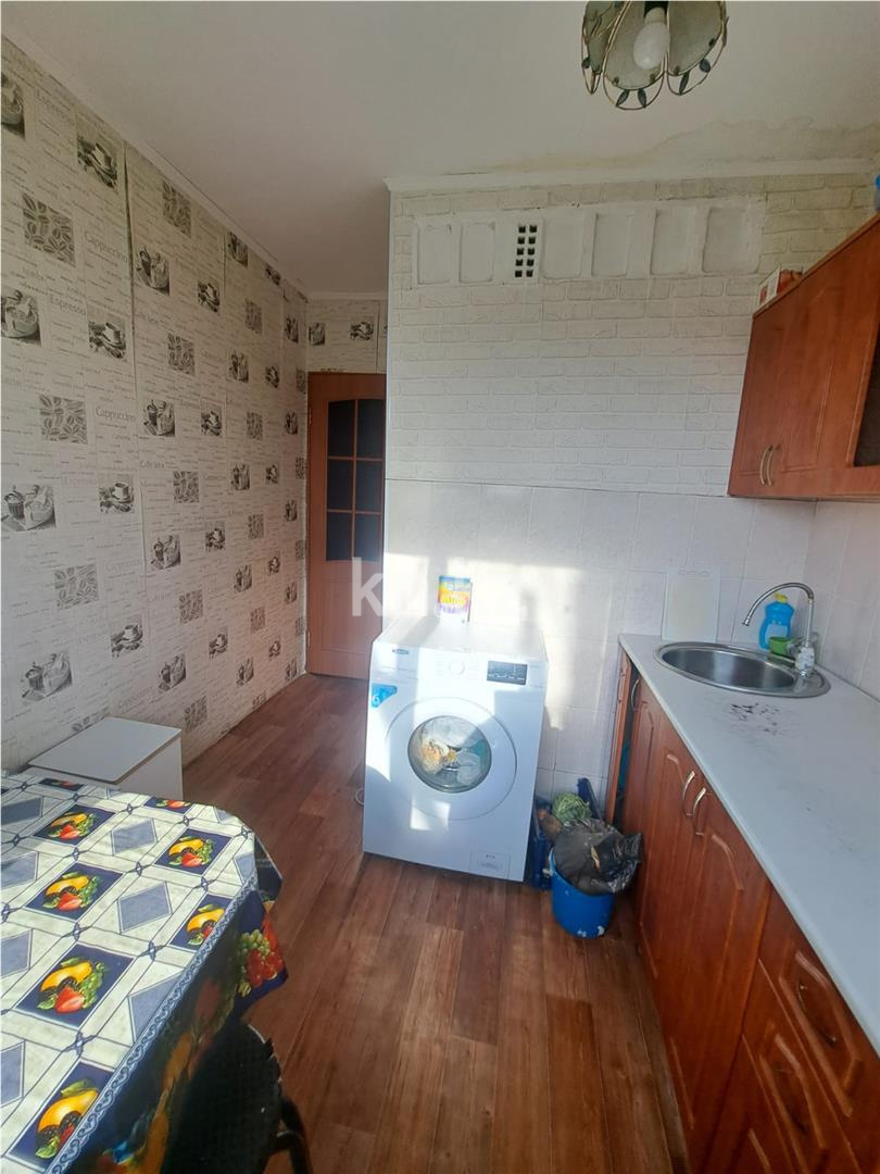 Продажа 4-комнатной квартиры, 61 м², мкр-н 16 в Караганде - фото 2