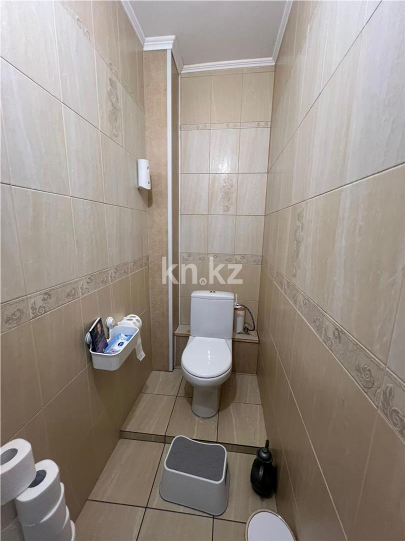 Продажа 2-комнатной квартиры, 57 м², ул. Алиханова в Караганде - фото 8