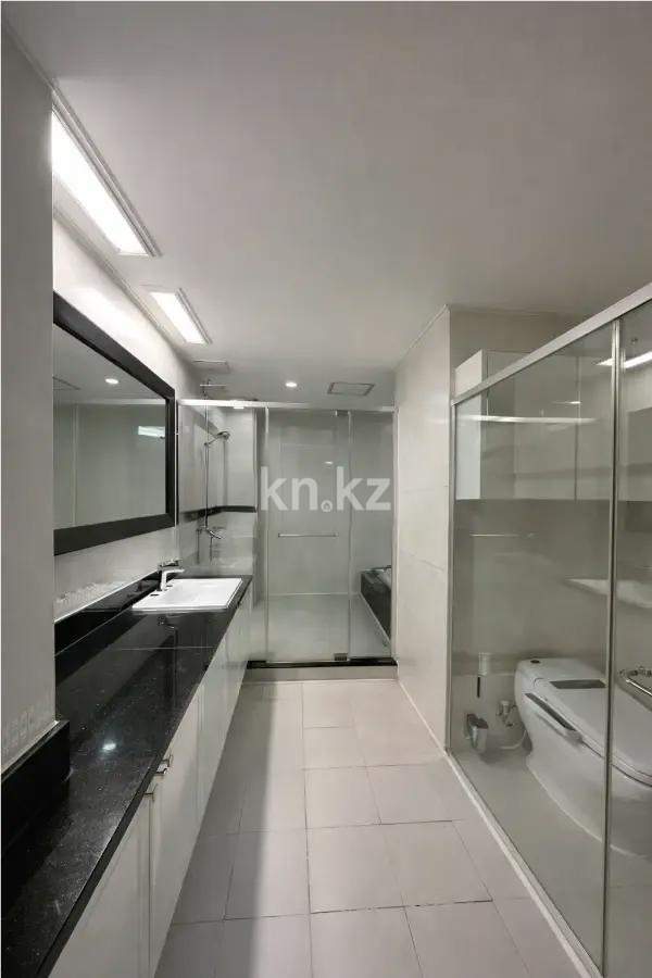 Продажа 4-комнатной квартиры, 147 м², пр. Кошкарбаева, дом  10 в Астане - фото 6