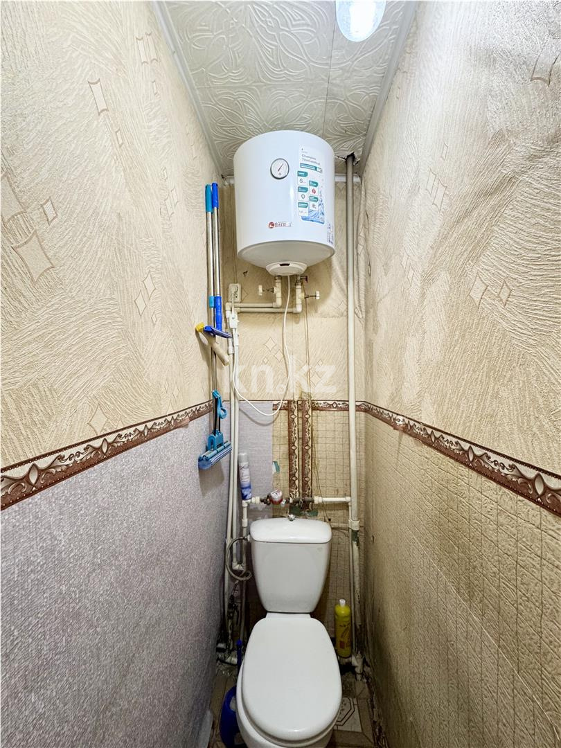 Продажа 3-комнатной квартиры, 60 м², ул. Ермекова, дом  56 в Караганде - фото 8