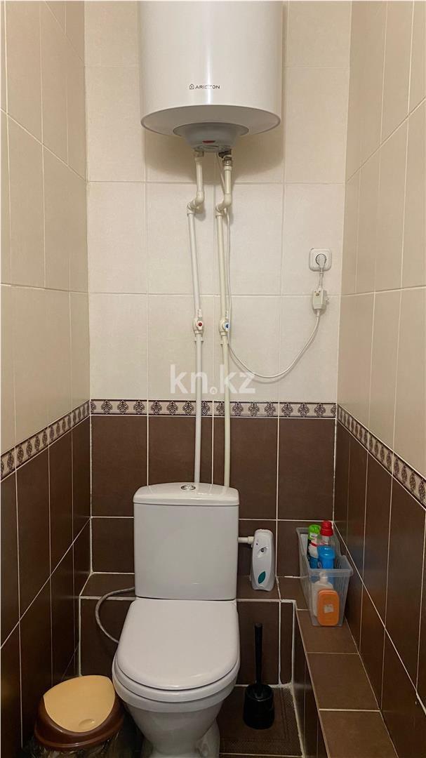 Продажа 3-комнатной квартиры, 87 м², пр. Шахтеров в Караганде - фото 10