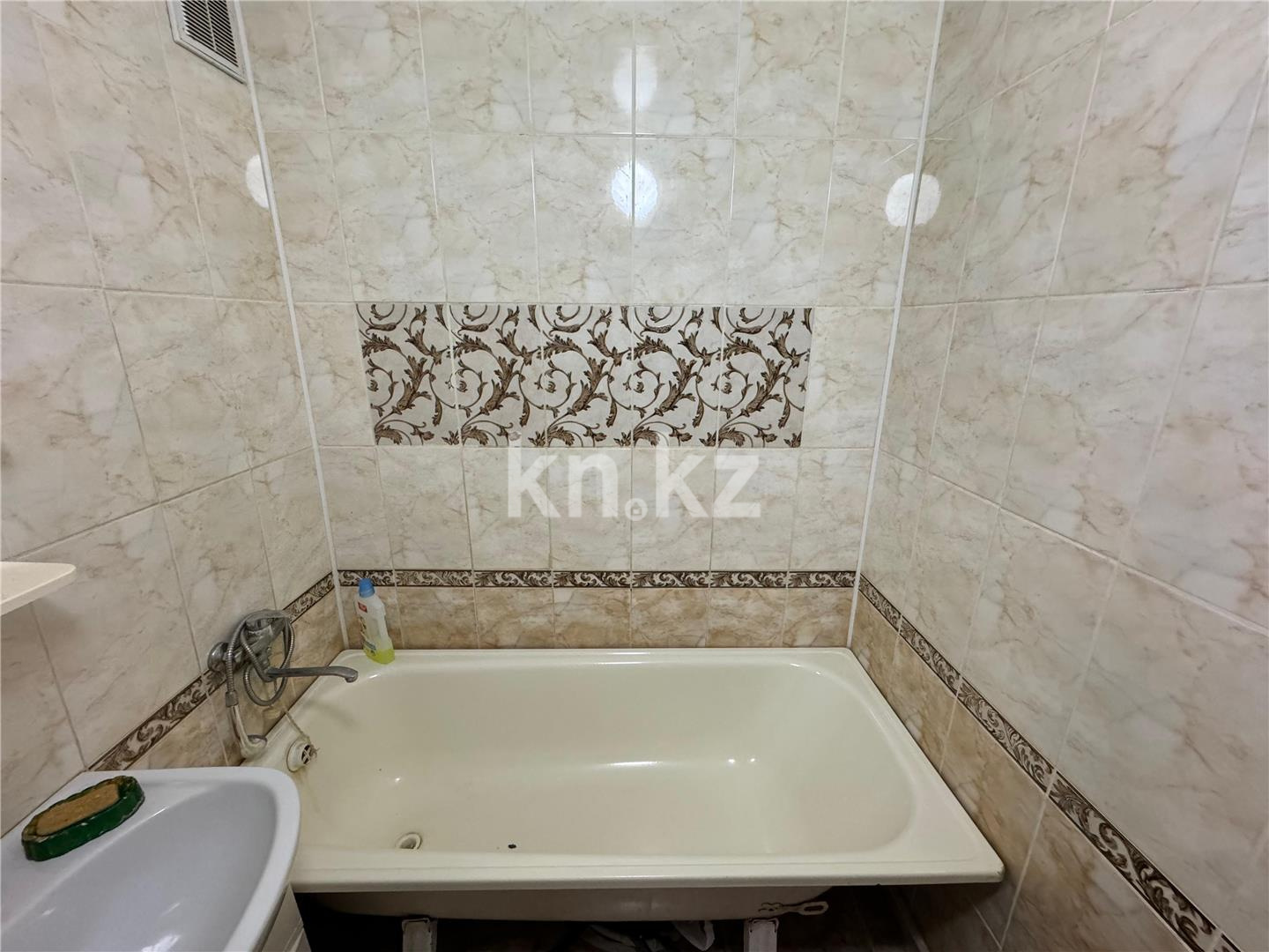 Продажа 4-комнатной квартиры, 70 м², ул. Жекибаева в Караганде - фото 7