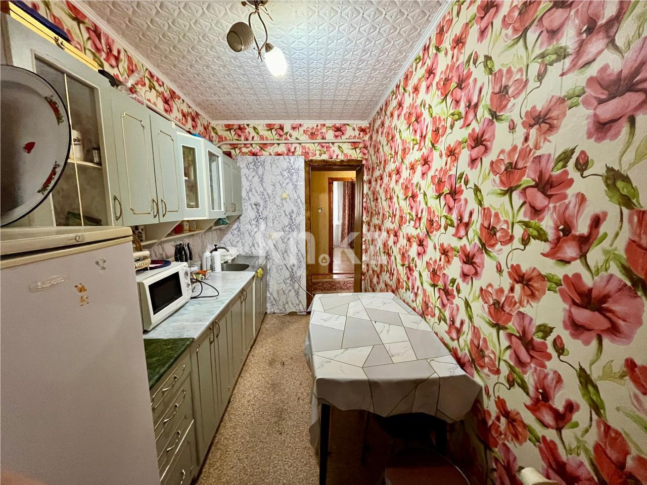 Продажа 4-комнатной квартиры, 72 м², ул. Маметовой в Караганде - фото 9