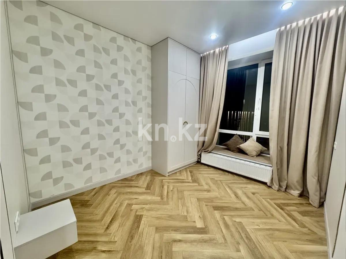 Продажа 4-комнатной квартиры, 132.2 м² в Астане - фото 2