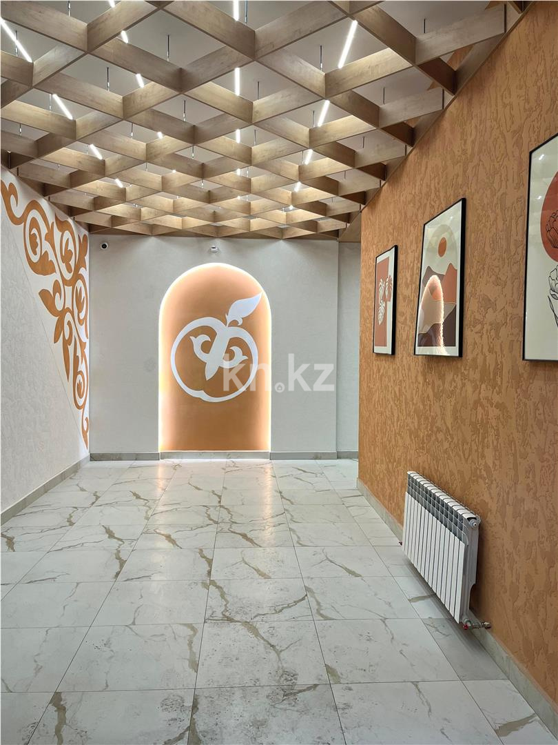 Продажа 3-комнатной квартиры, 98 м², ул. Муканова, дом  9/3 в Караганде - фото 8