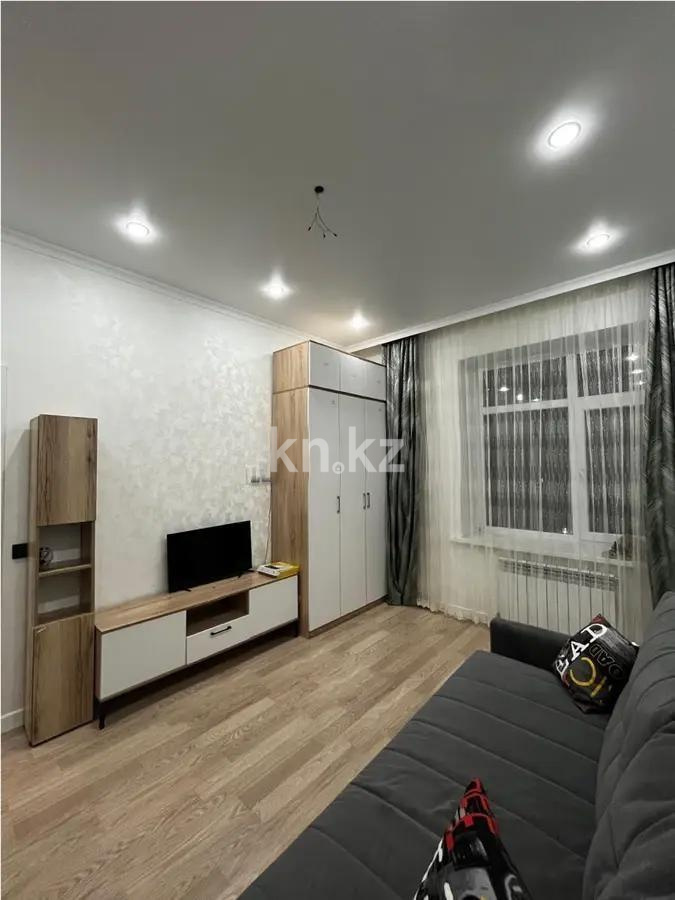 Продажа 1-комнатной квартиры, 40 м², ул. Е-181, дом  1 в Астане