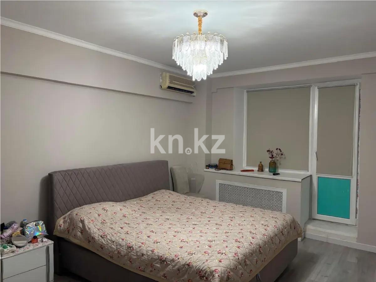 Продажа 4-комнатной квартиры, 91.6 м², ул. Толе би, дом  69 в Алматы