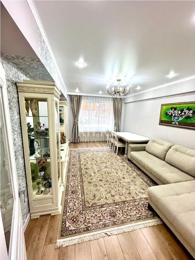 Продажа 3-комнатной квартиры, 87 м², мкр-н Думан-2, дом  57/1 в Алматы