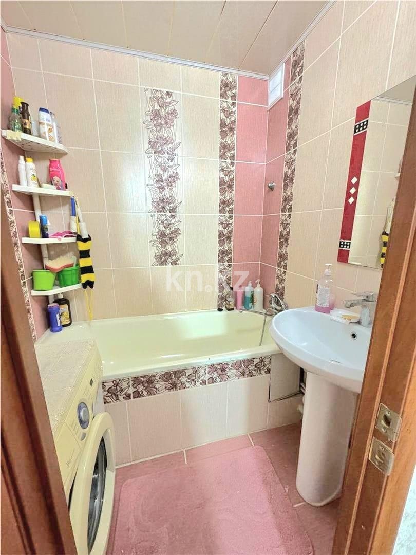 Продажа 3-комнатной квартиры, 63 м² в Караганде - фото 11