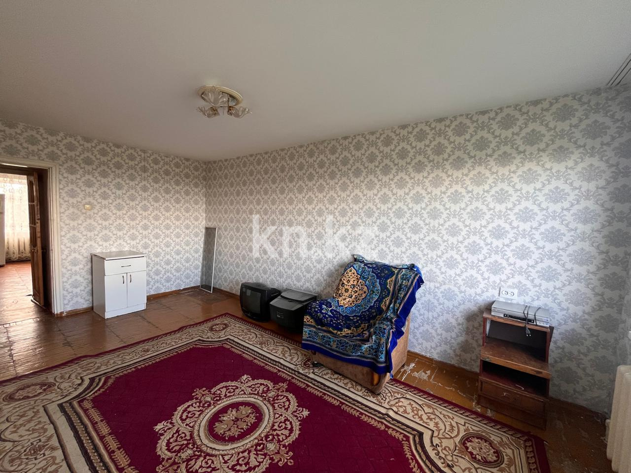 Продажа 2-комнатной квартиры, 48 м², 15-й мкр., дом  15 в Караганде - фото 2