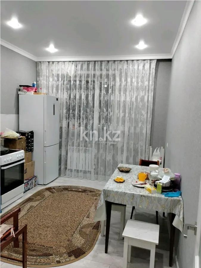 Продажа 2-комнатной квартиры, 63 м², ул. Муканова, дом  49/10 в Караганде - фото 3