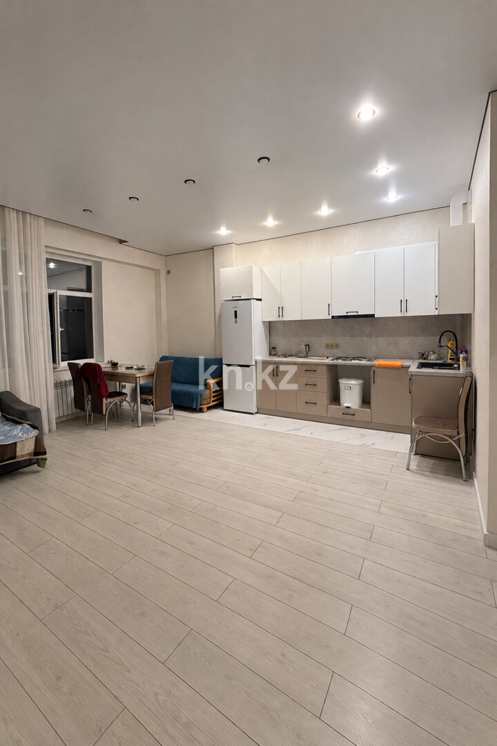 Аренда 2-комнатной квартиры, 60 м² в Астане