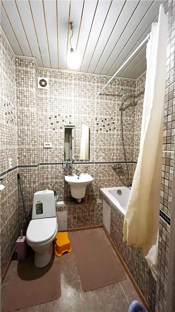 Продажа 3-комнатной квартиры, 67 м², ул. Сарыарка, дом  6 в Караганде - фото 8