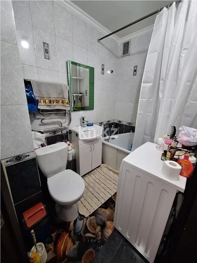 Продажа 3-комнатной квартиры, 62 м², мкр-н Аксай-3, дом  3 в Алматы - фото 4