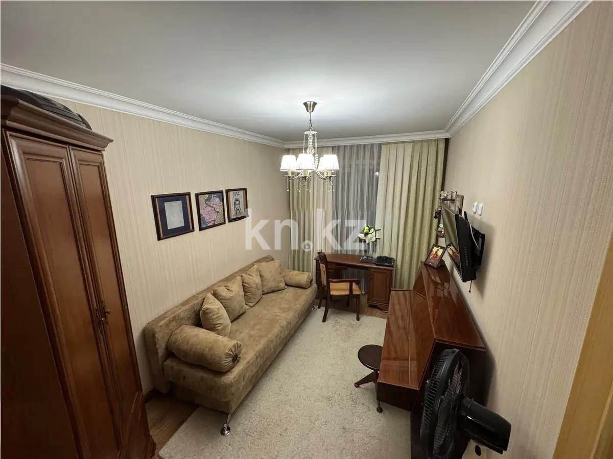 Продажа 3-комнатной квартиры, 62 м², ул. Дюсембекова, дом  35 в Караганде - фото 4