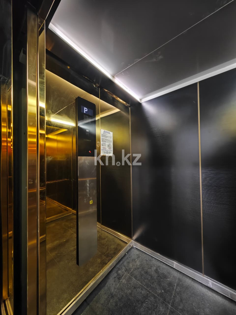 Продажа 3-комнатной квартиры, 95.4 м², ул. Ержанова, дом  18/6 в Караганде - фото 19