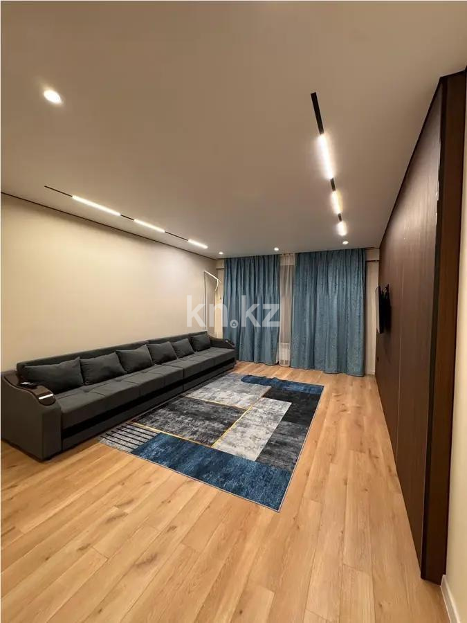 Продажа 2-комнатной квартиры, 65 м² в Алматы