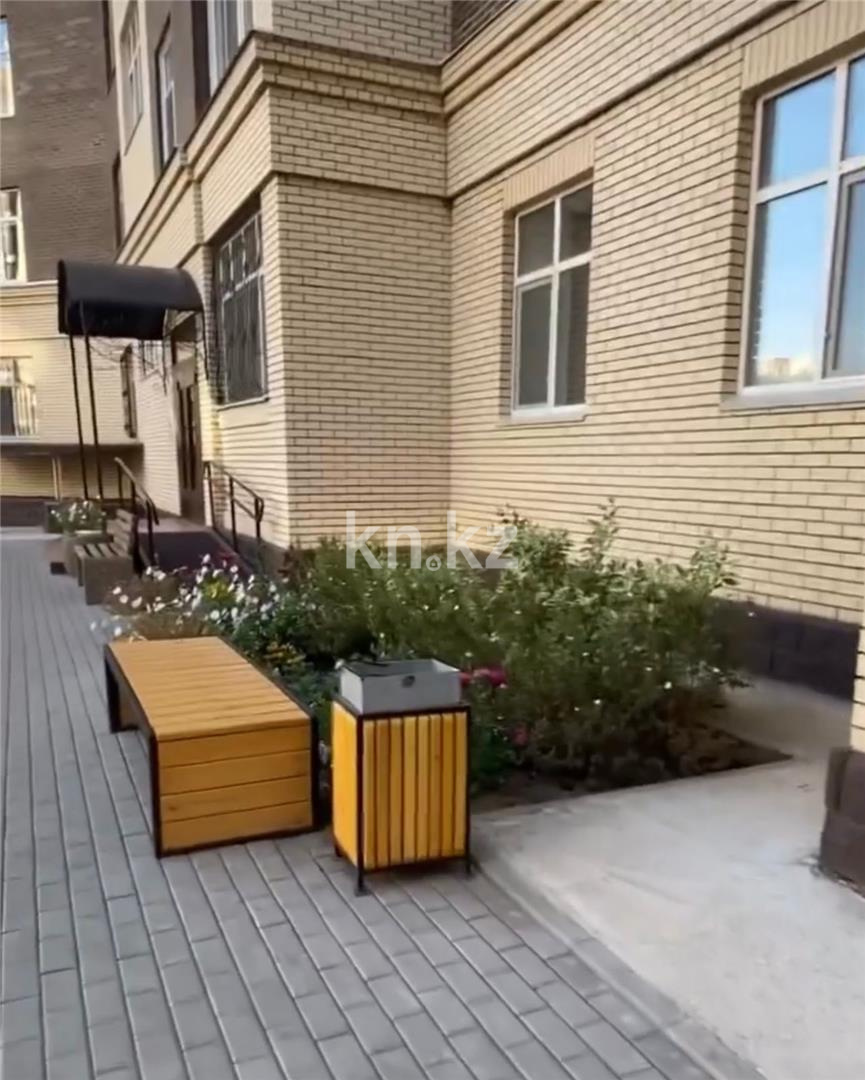 Продажа 3-комнатной квартиры, 74 м², мкр-н Степной-3, дом  1/10 в Караганде - фото 25