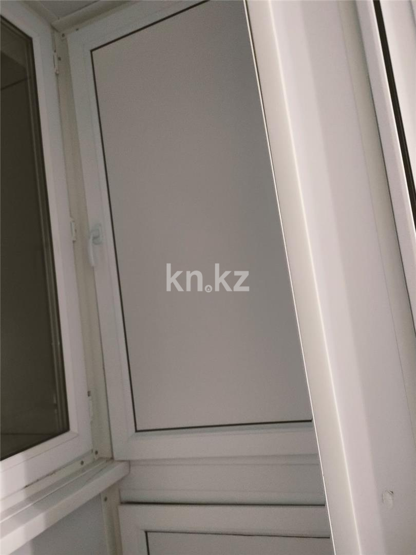 Продажа 3-комнатной квартиры, 64 м², ул. Жекибаева в Караганде - фото 18