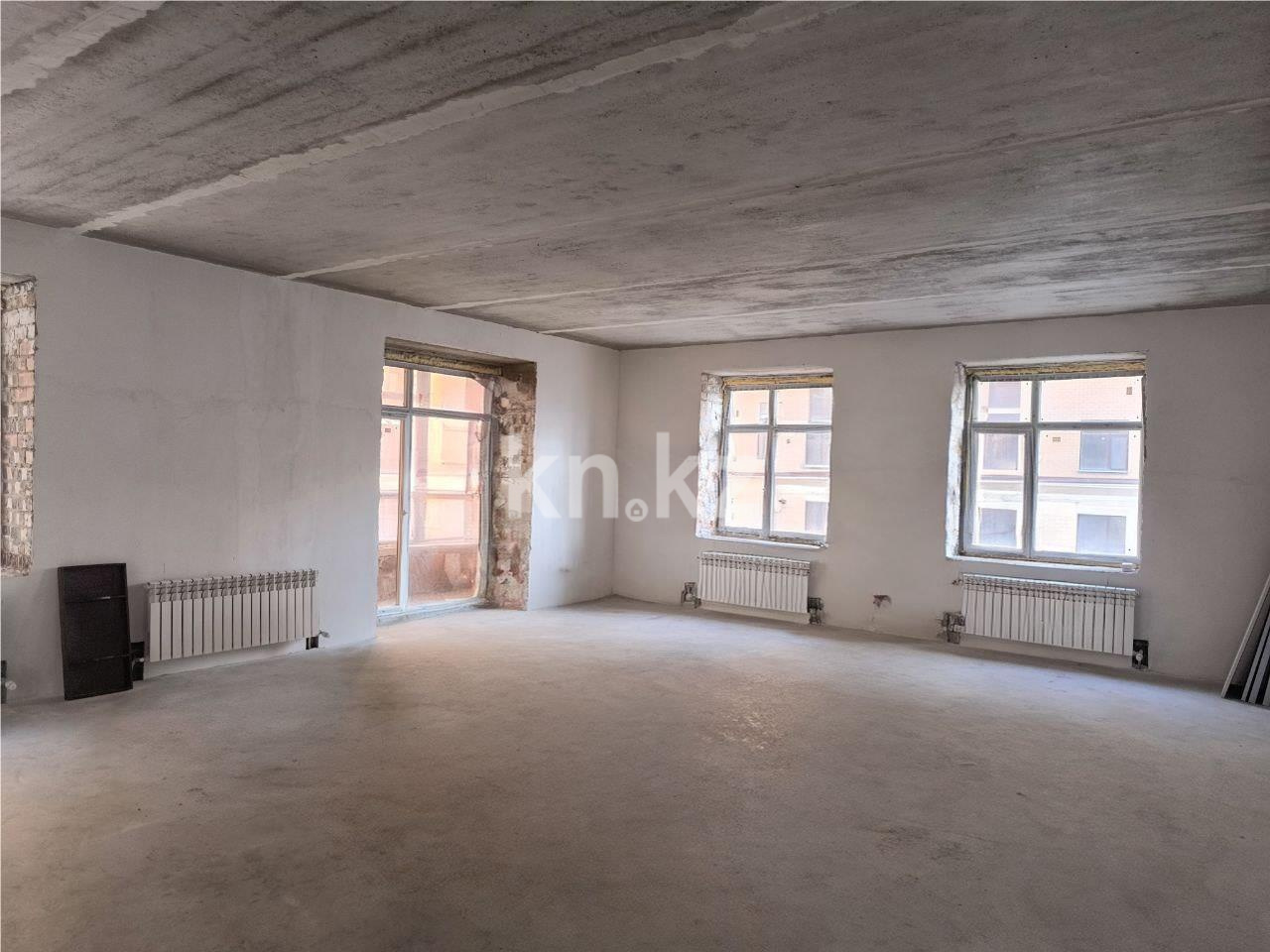 Продажа 4-комнатной квартиры, 114 м², мкр-н Гульдер-1 в Караганде - фото 6