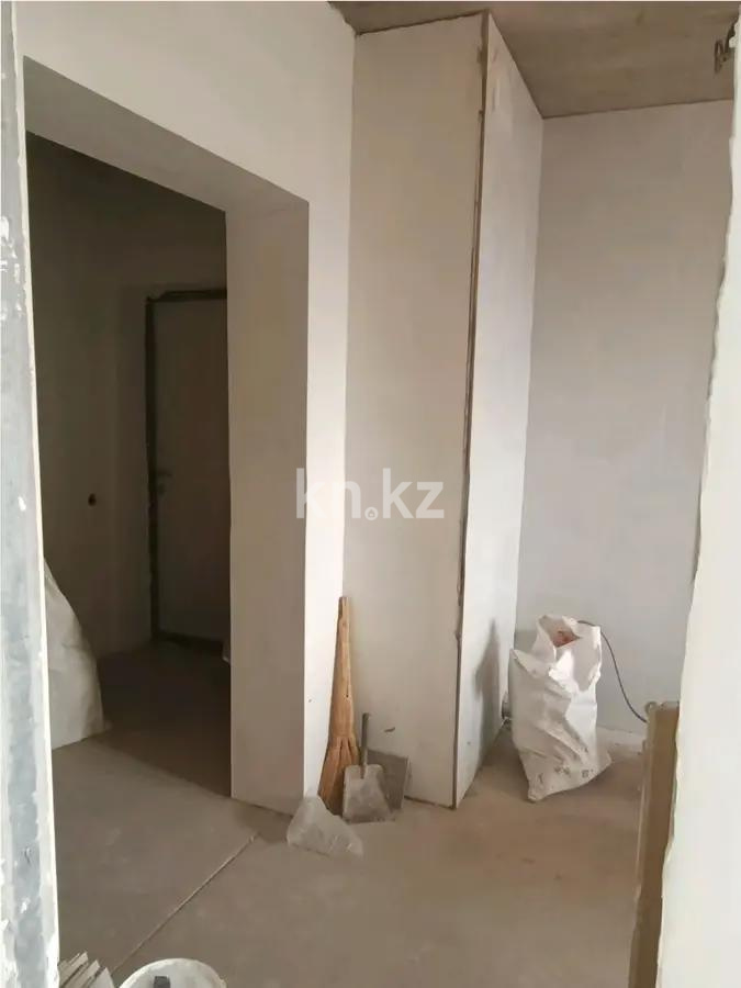 Продажа 1-комнатной квартиры, 38 м², ул. Кабдолова, дом  14 в Алматы - фото 3