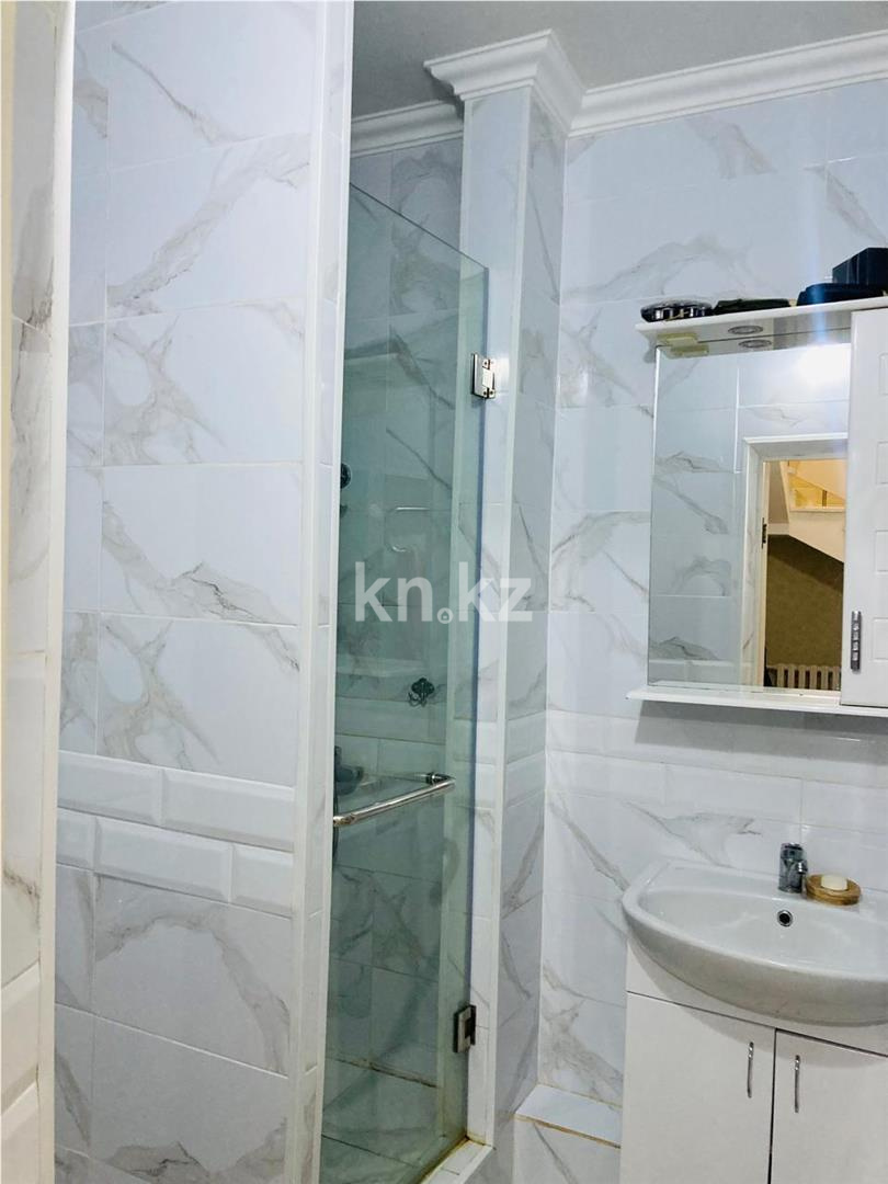 Продажа 5-комнатной квартиры, 179 м², мкр-н Голубые Пруды в Караганде - фото 17