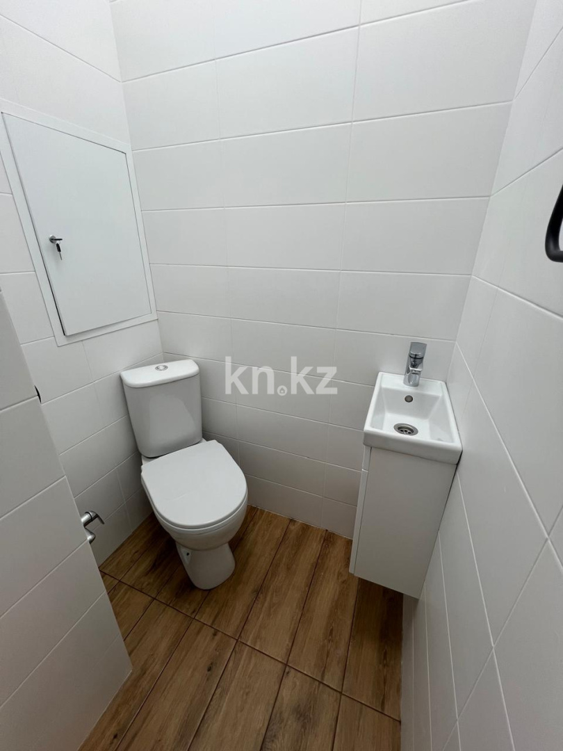 Продажа 2-комнатной квартиры, 43 м², ул. Муканова, дом  78/2 в Караганде - фото 10