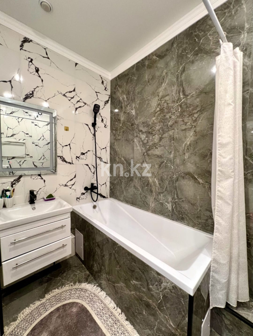 Продажа 3-комнатной квартиры, 70 м², ул. Кунаева, дом  15/1 в Алматы - фото 8