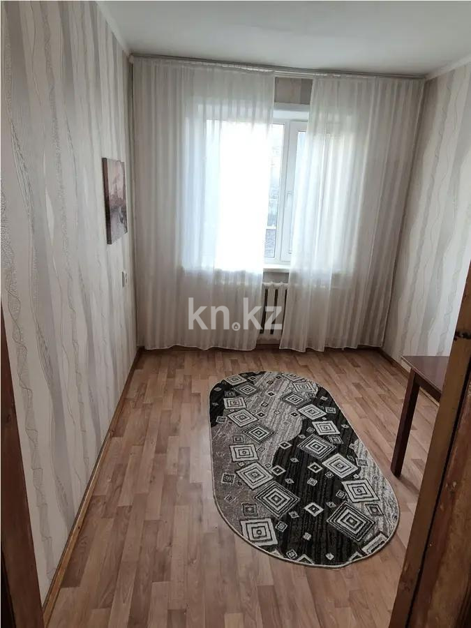 Продажа 4-комнатной квартиры, 61 м², мкр-н 17, дом  37 в Караганде